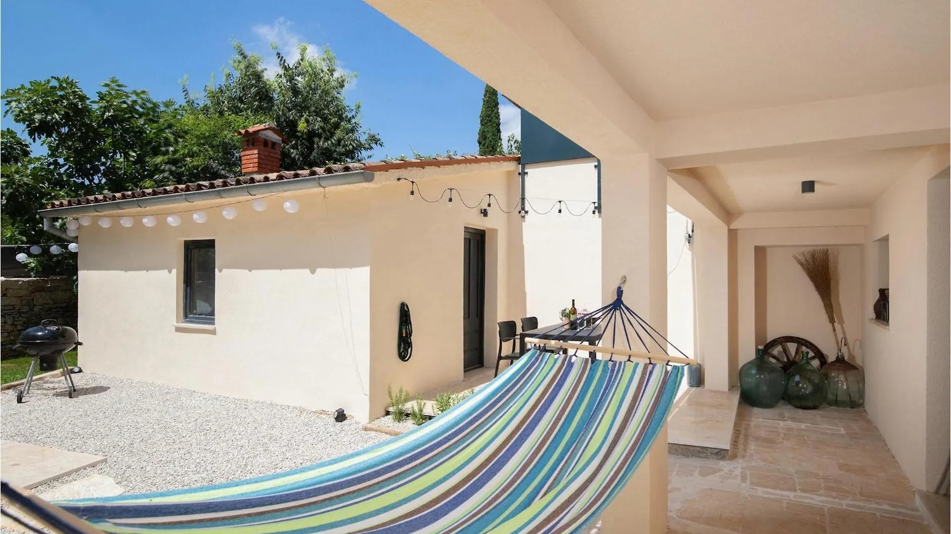 Semesterbostad Villa Giorgio Jursici Svetvinčenat Kroatien
